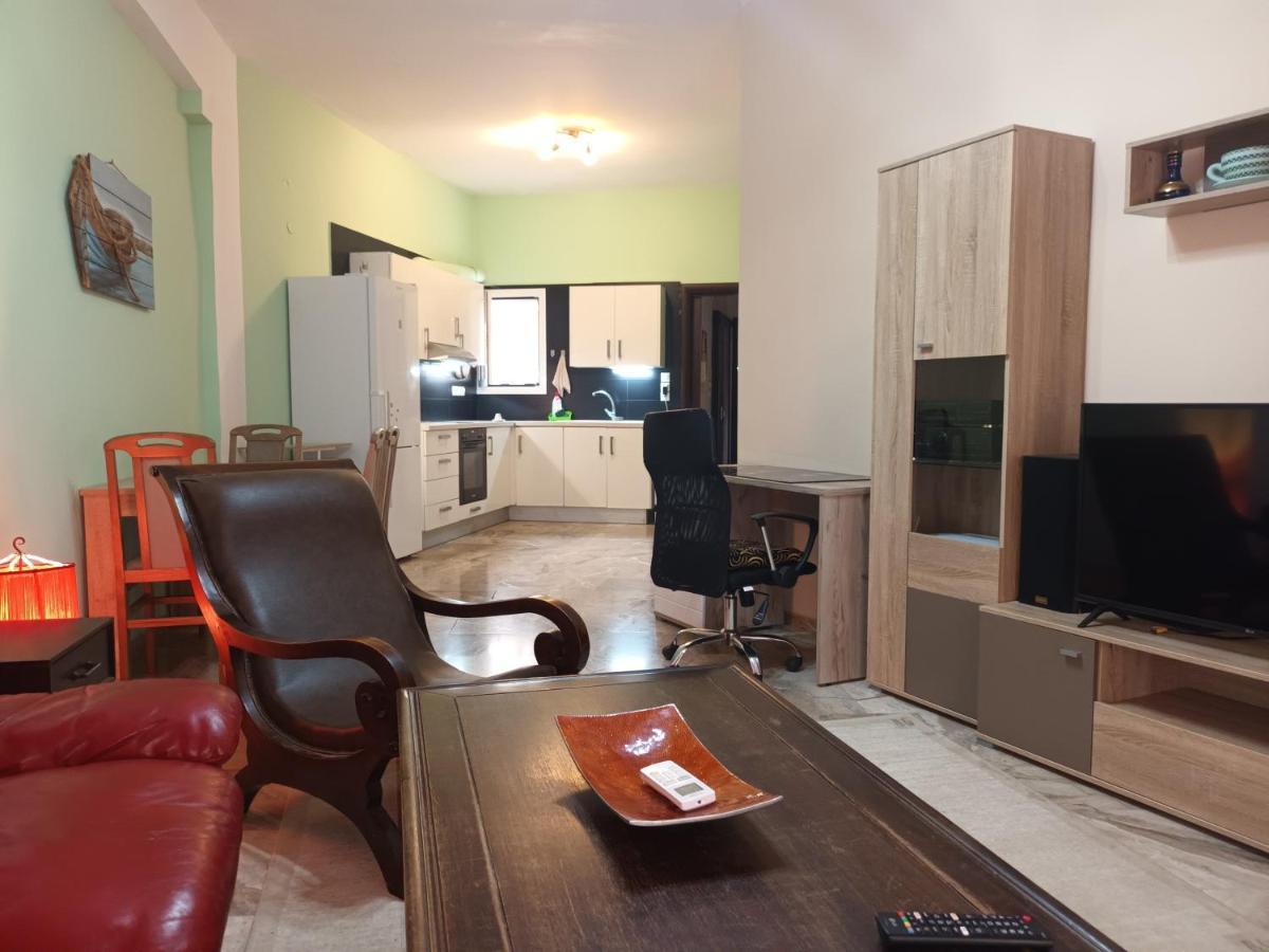 Happy House In Nafplio Apartment Exterior foto